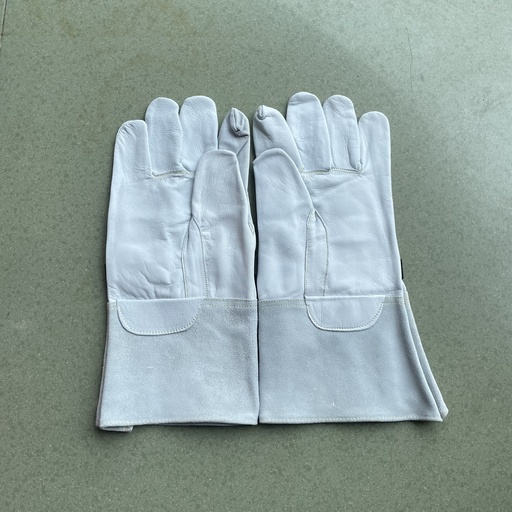 Pakistani leather gloves EG-102 are used to protect insulating gloves